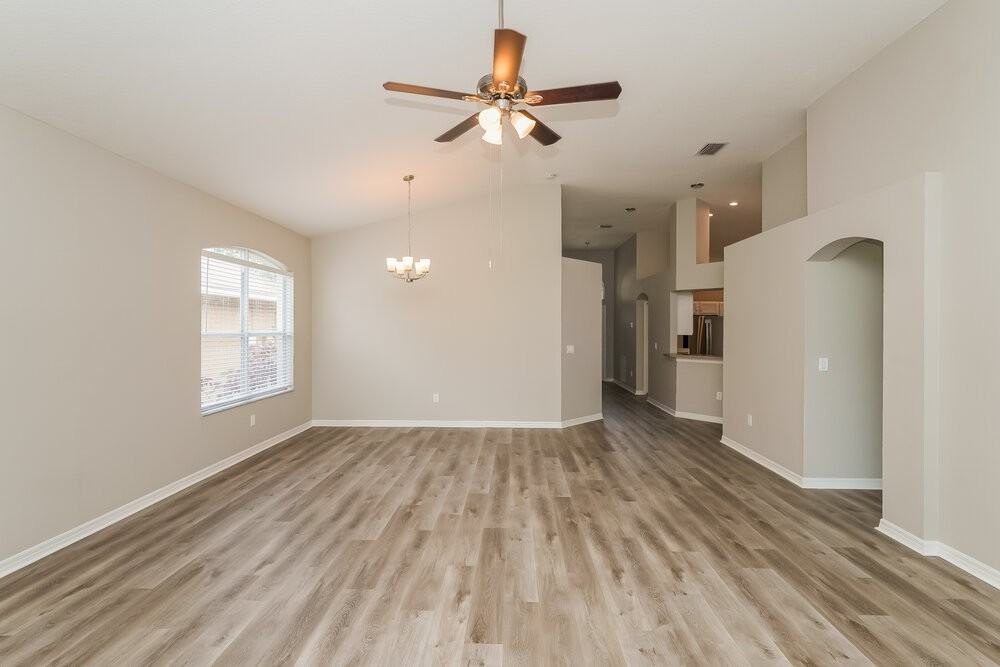 6814 Monarch Park Dr - Photo 4 of 16