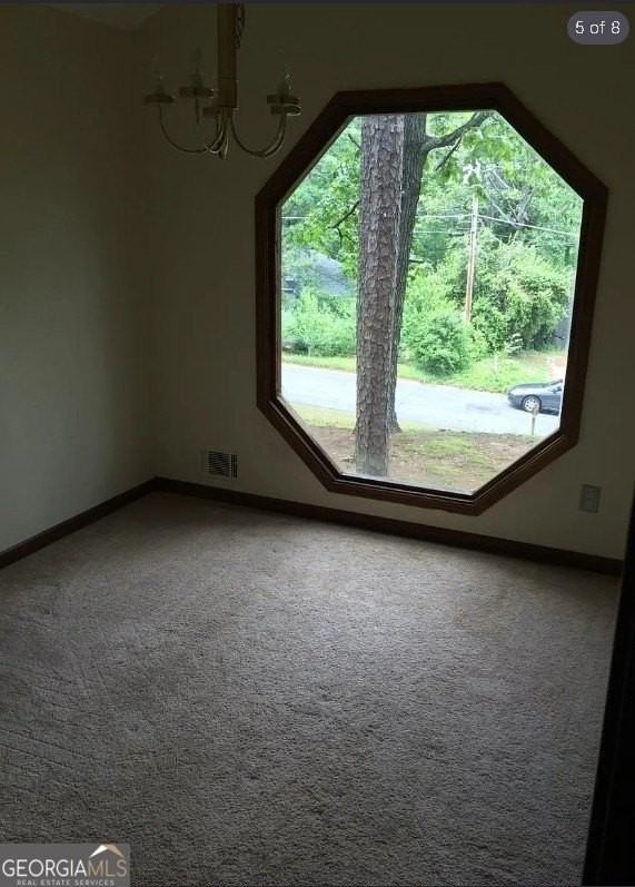 257 Castleair Dr Ne - Photo 5 of 7