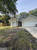 featured image of 112 Boxwood Ct