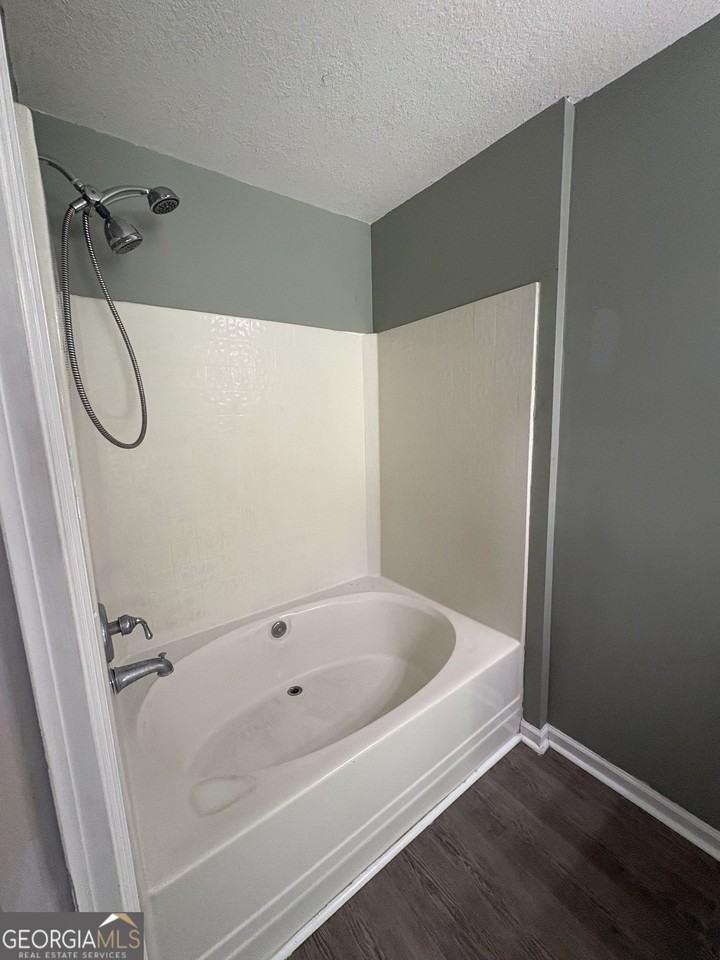 112 Boxwood Ct - Photo 7 of 14