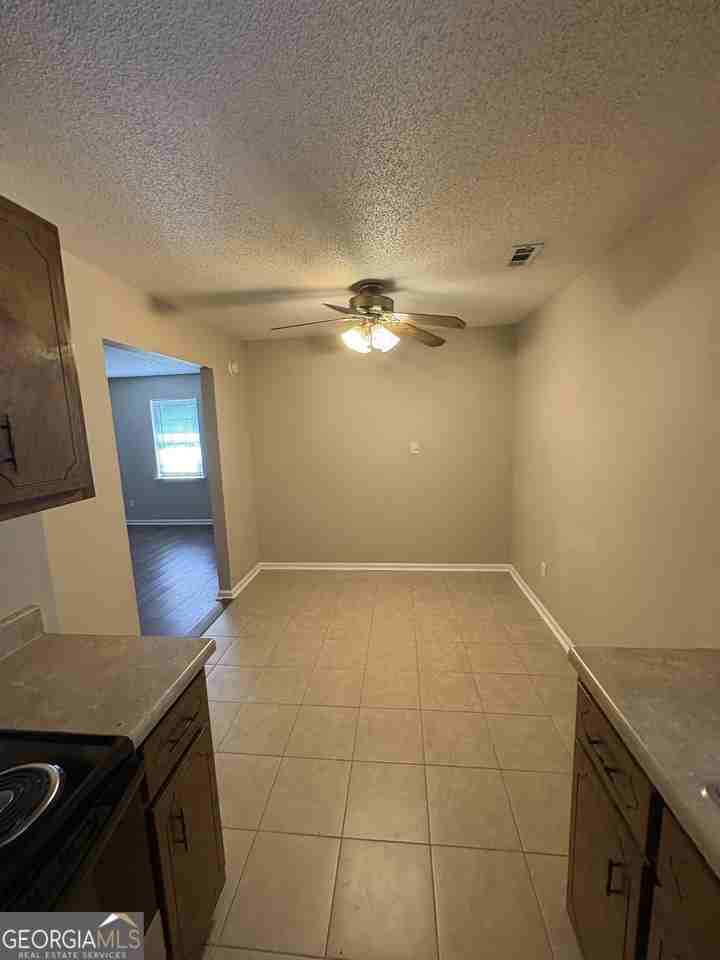 853 Mission Trace Dr - Photo 5 of 15