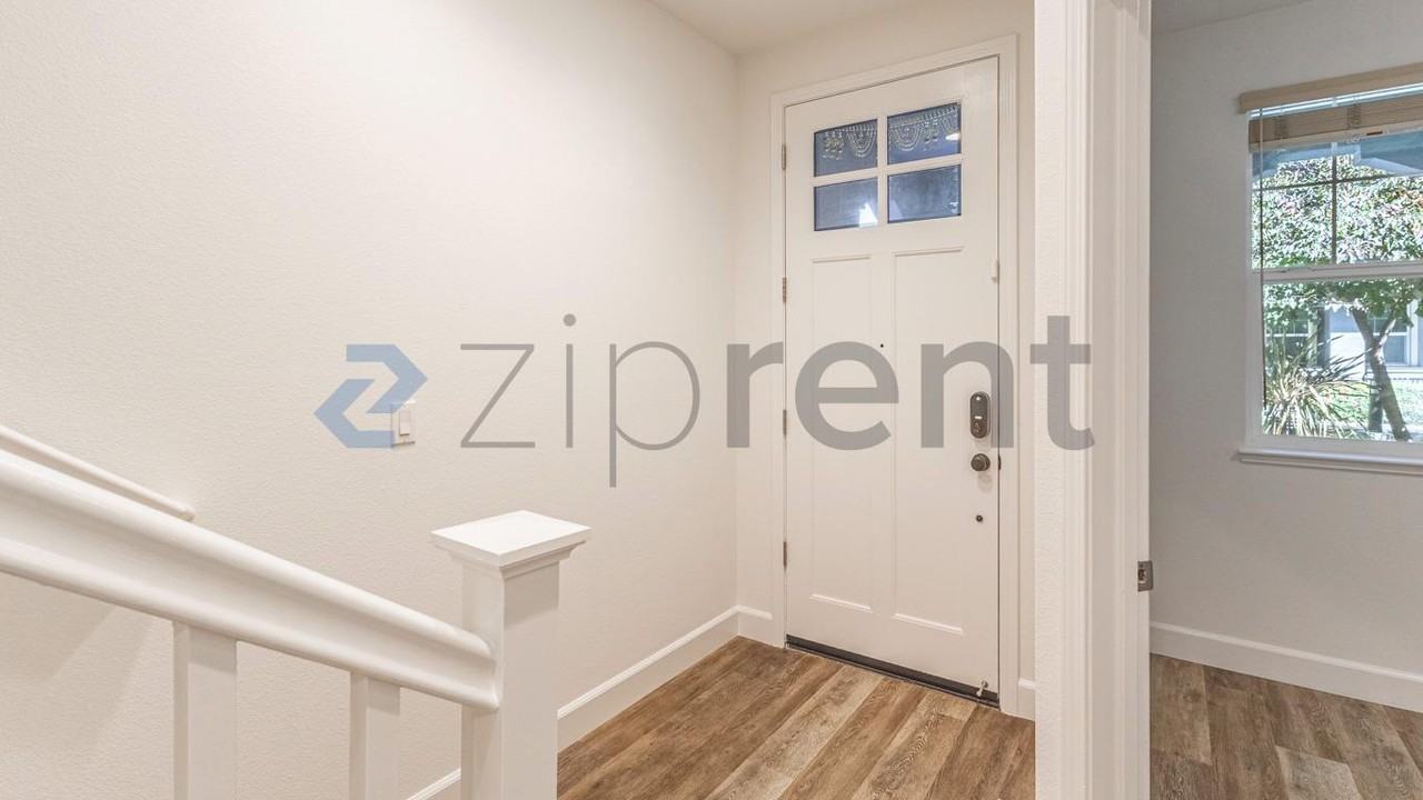 108 Ivory Palm Ter - Photo 4 of 39