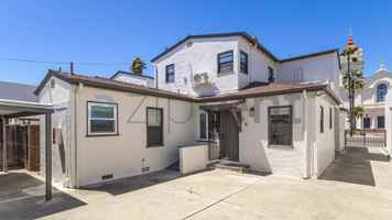 featured image of 1390 E Santa Clara St #4