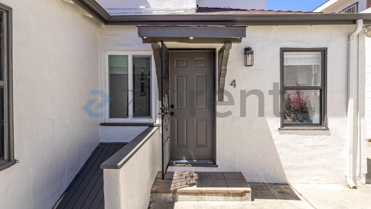 1390 E Santa Clara St #4 - Photo 2 of 16