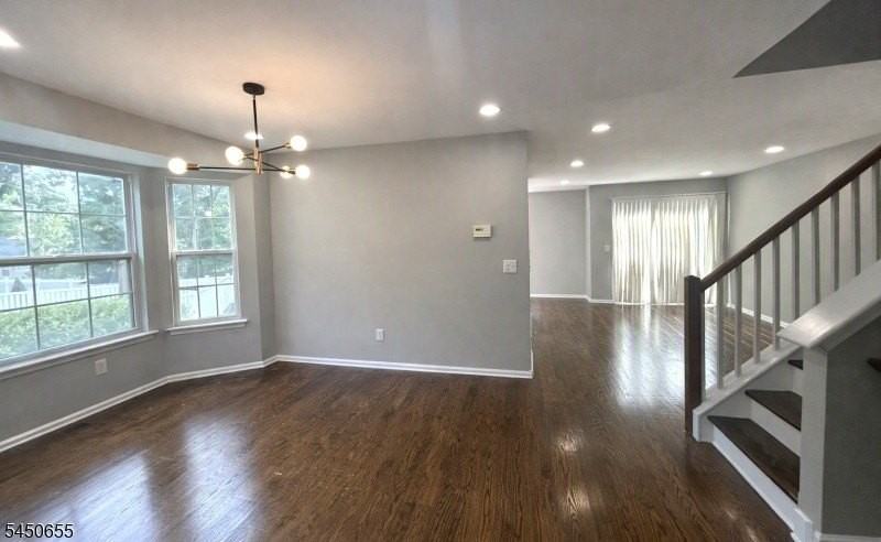 2501 Vantage Ct - Photo 3 of 29