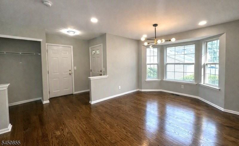 2501 Vantage Ct - Photo 7 of 29