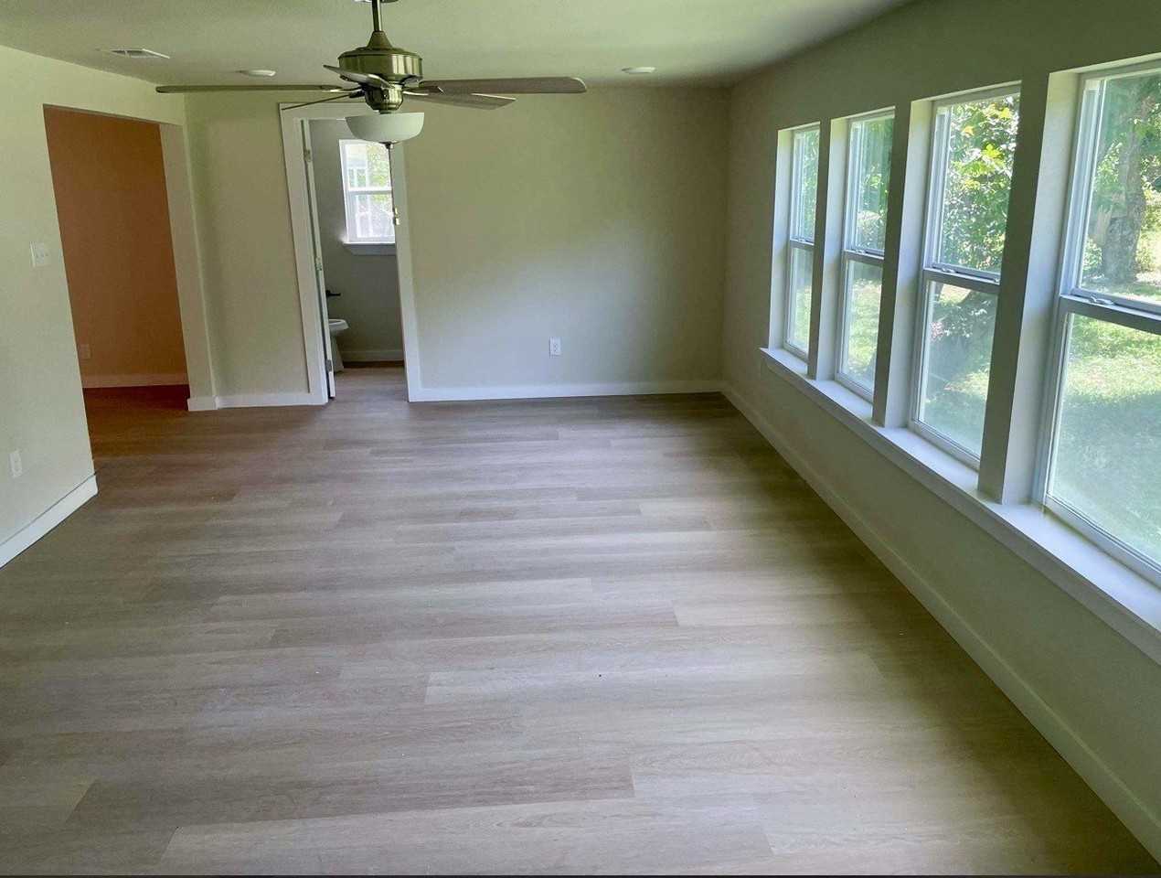 411 W Bluff St - Photo 5 of 20