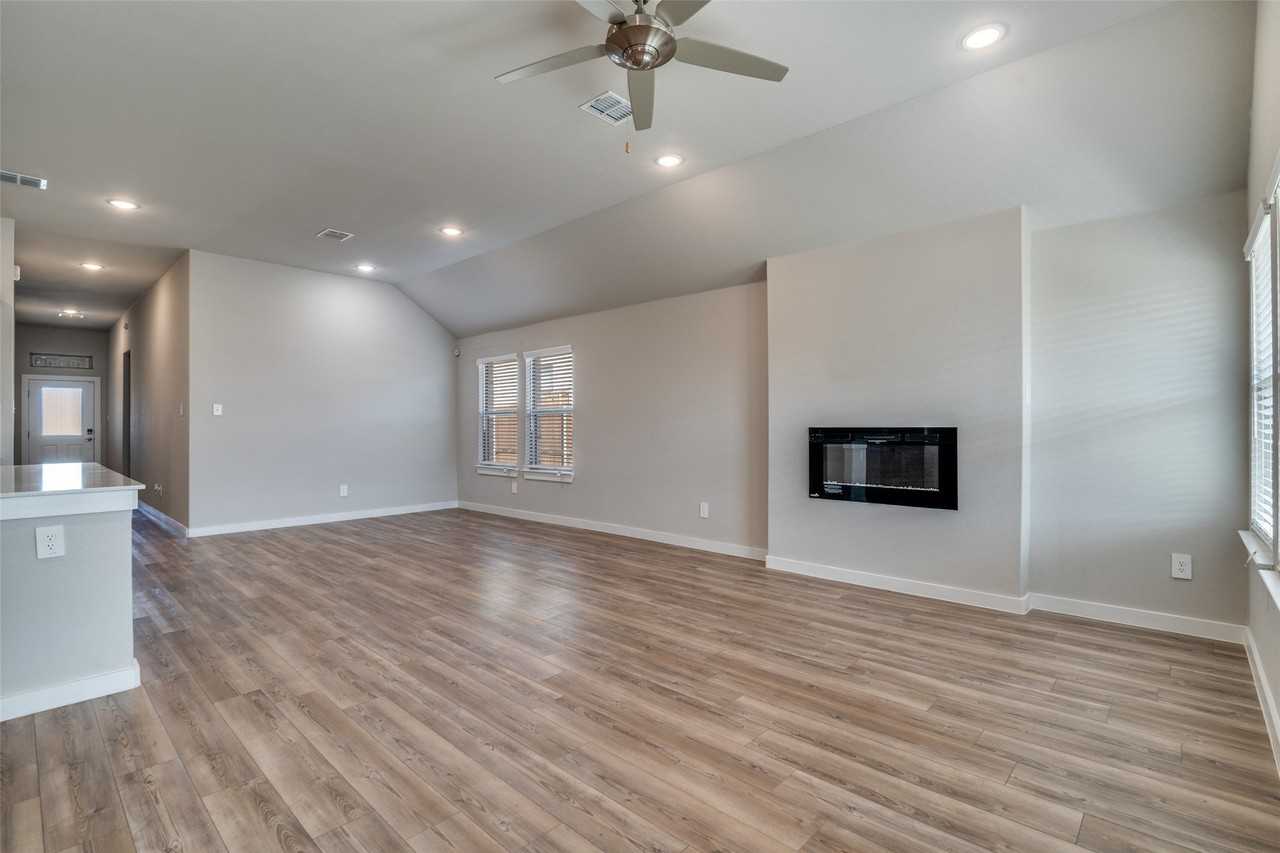 3277 Timineri Ln - Photo 2 of 12
