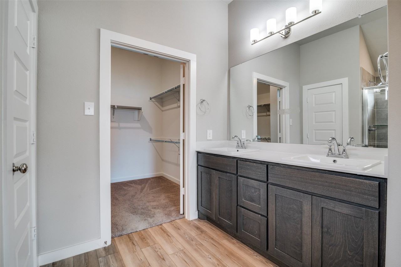 3277 Timineri Ln - Photo 5 of 12