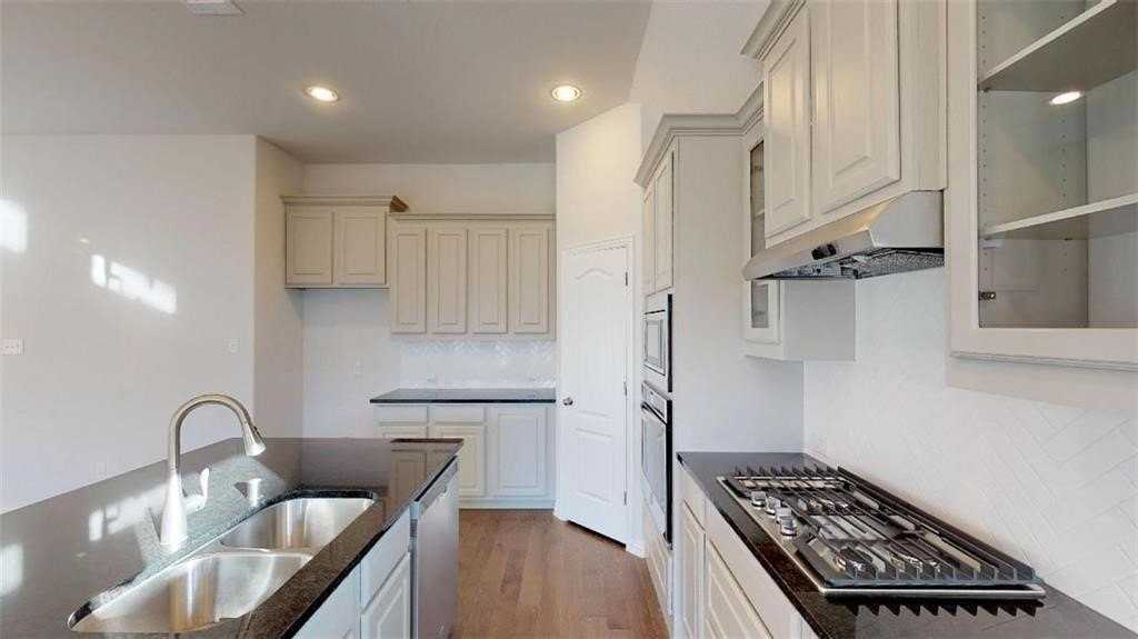 1716 Yellowthroat Dr - Photo 4 of 25