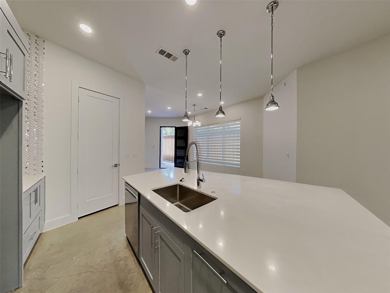 2343 Vagas St #2343 - Photo 3 of 23
