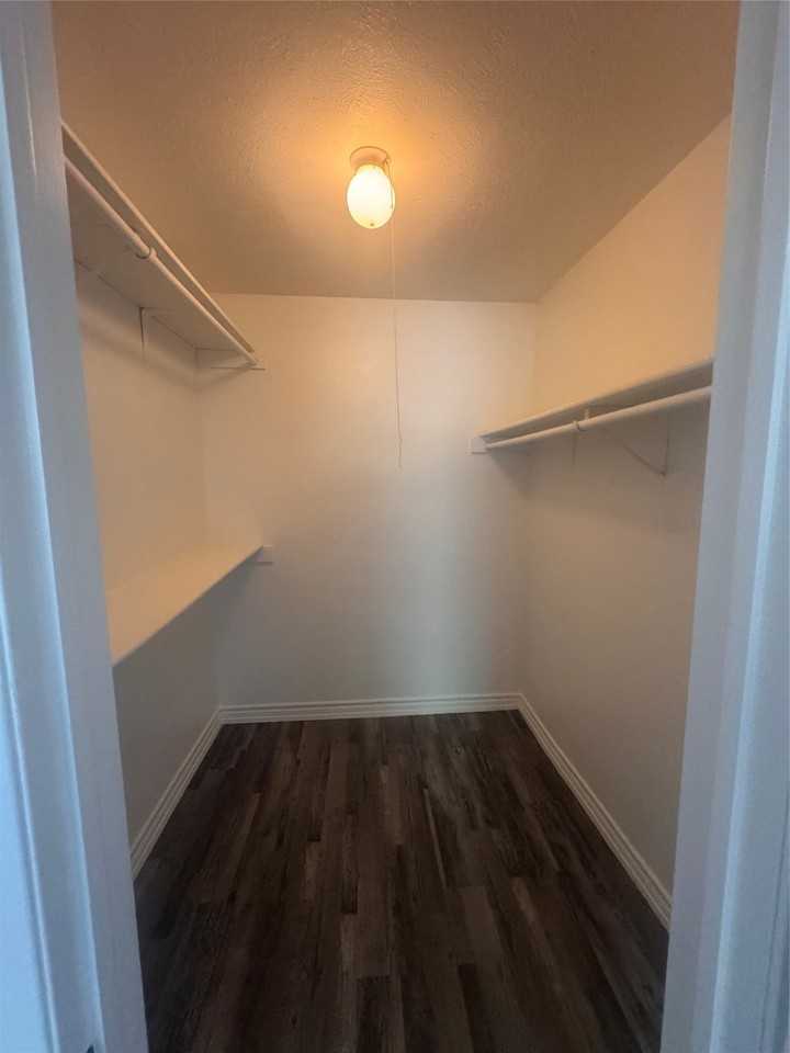 5528 Gibson Dr - Photo 2 of 9