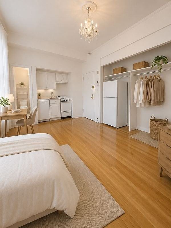 201 E 20th St #3C - Photo 5 of 10