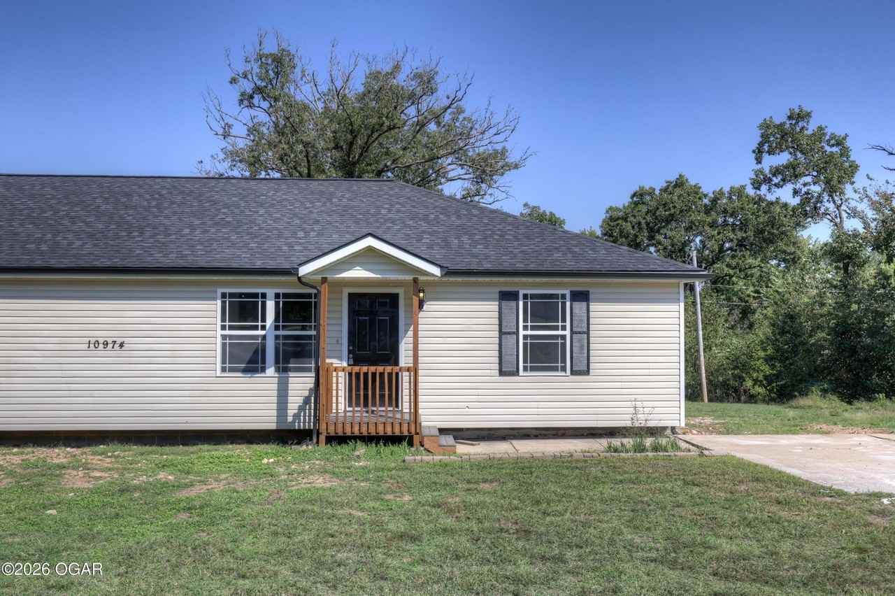 10974 Afton #B - Photo 2 of 31