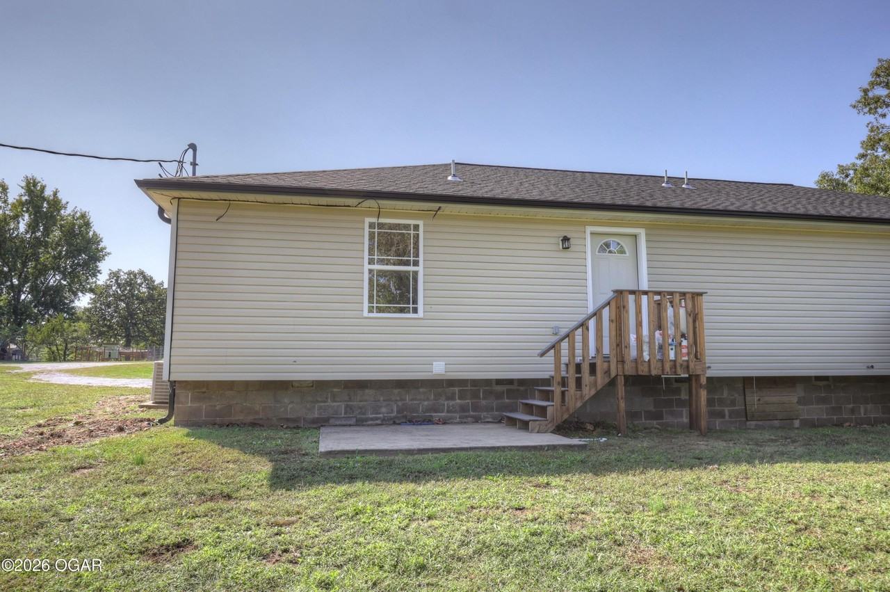 10974 Afton #B - Photo 3 of 31