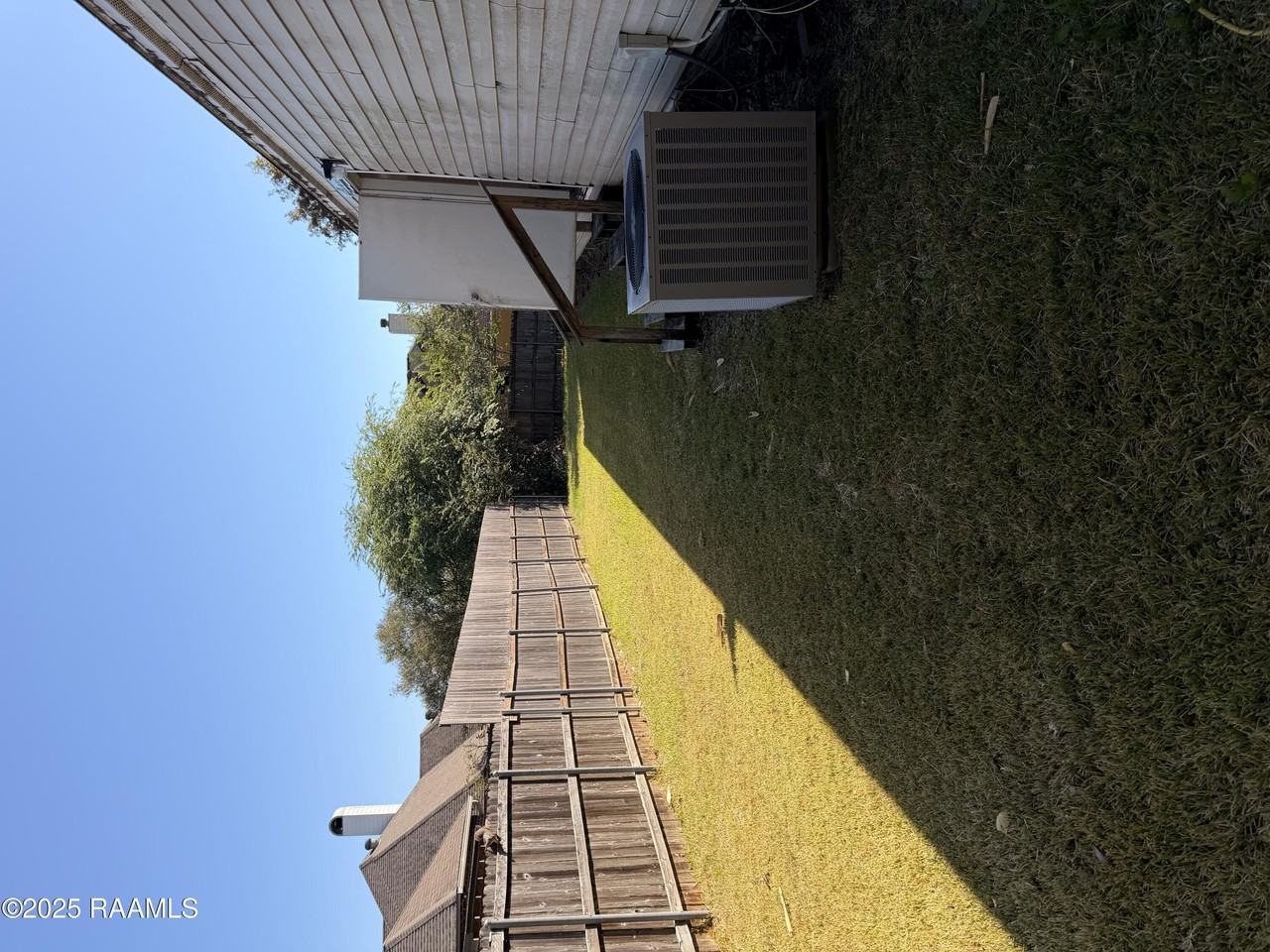 512 Lafayette St #B - Photo 6 of 16