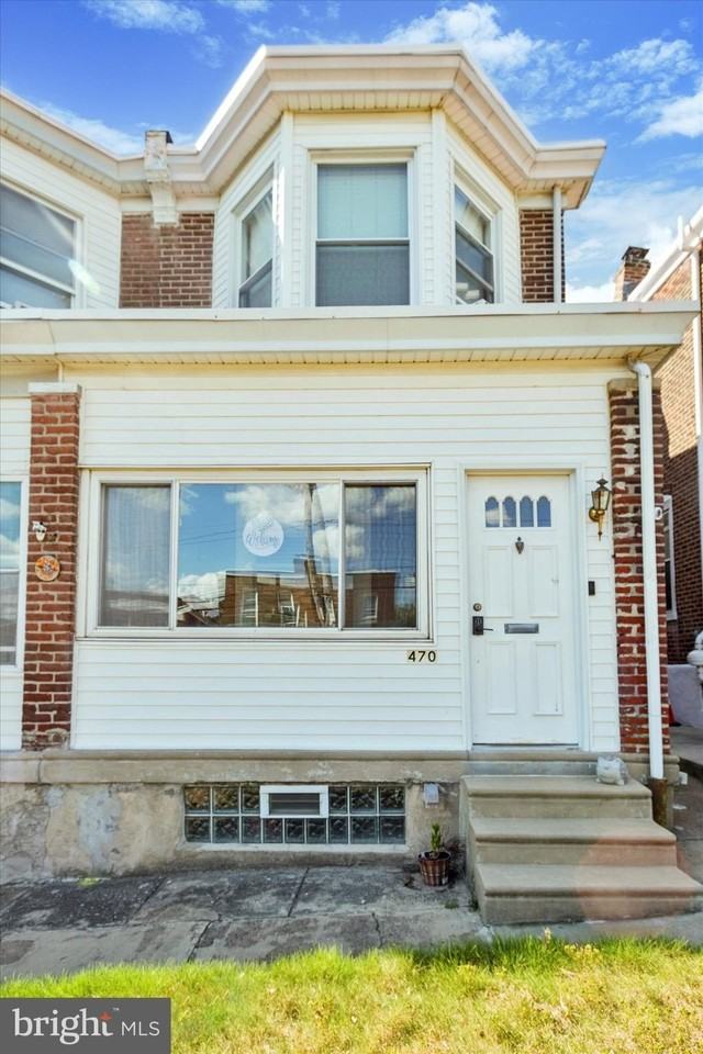 470 Shurs Ln - Photo 2 of 23