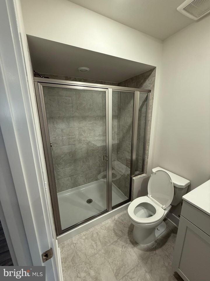 125 Brashear Ct - Photo 5 of 38