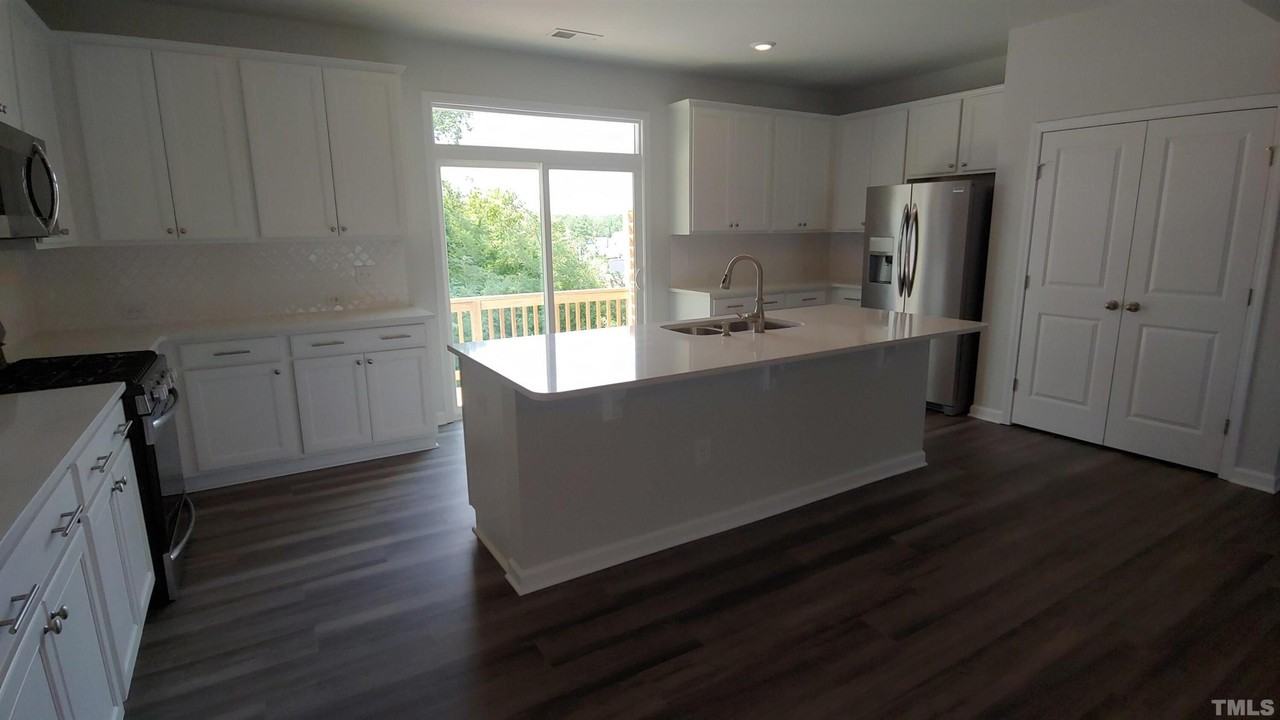 2943 Sunflower Rd - Photo 2 of 27