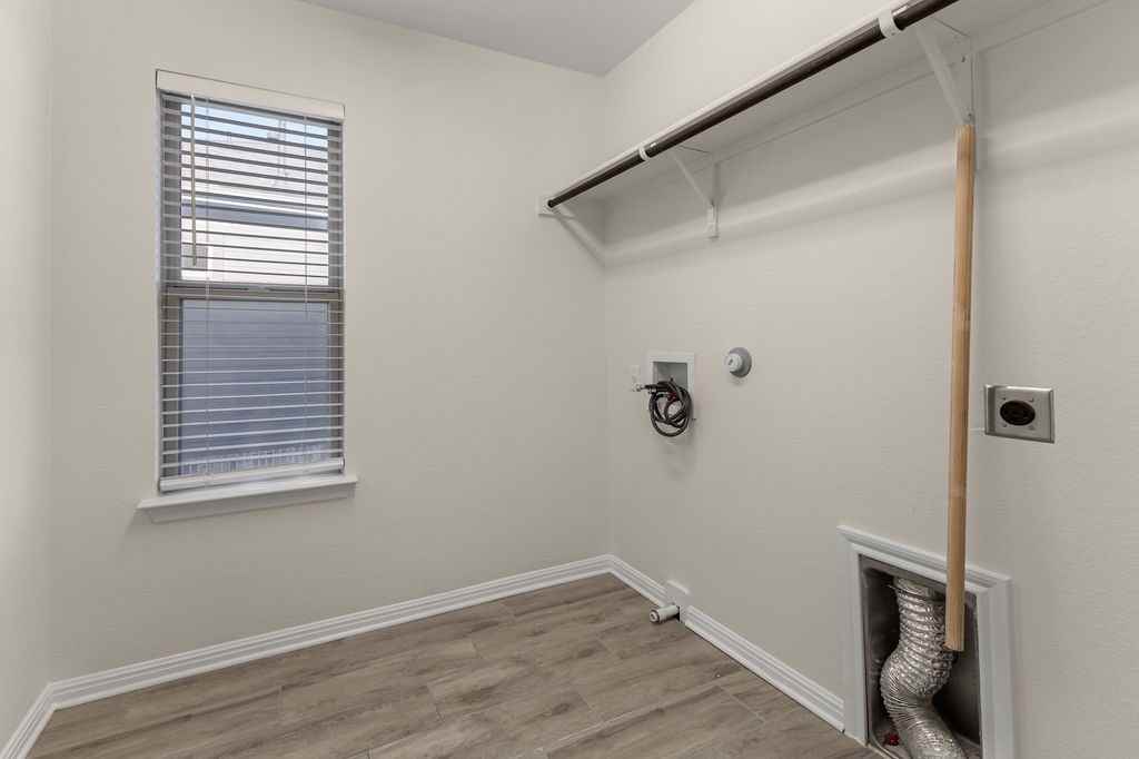 5461 Vanner Path - Photo 3 of 20