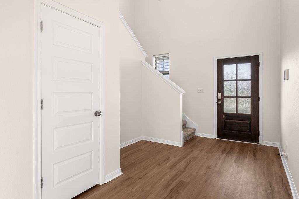 5461 Vanner Path - Photo 6 of 20
