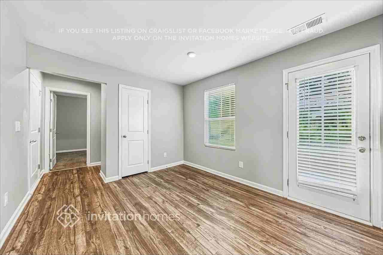 1016 Bent Willow Dr - Photo 7 of 20