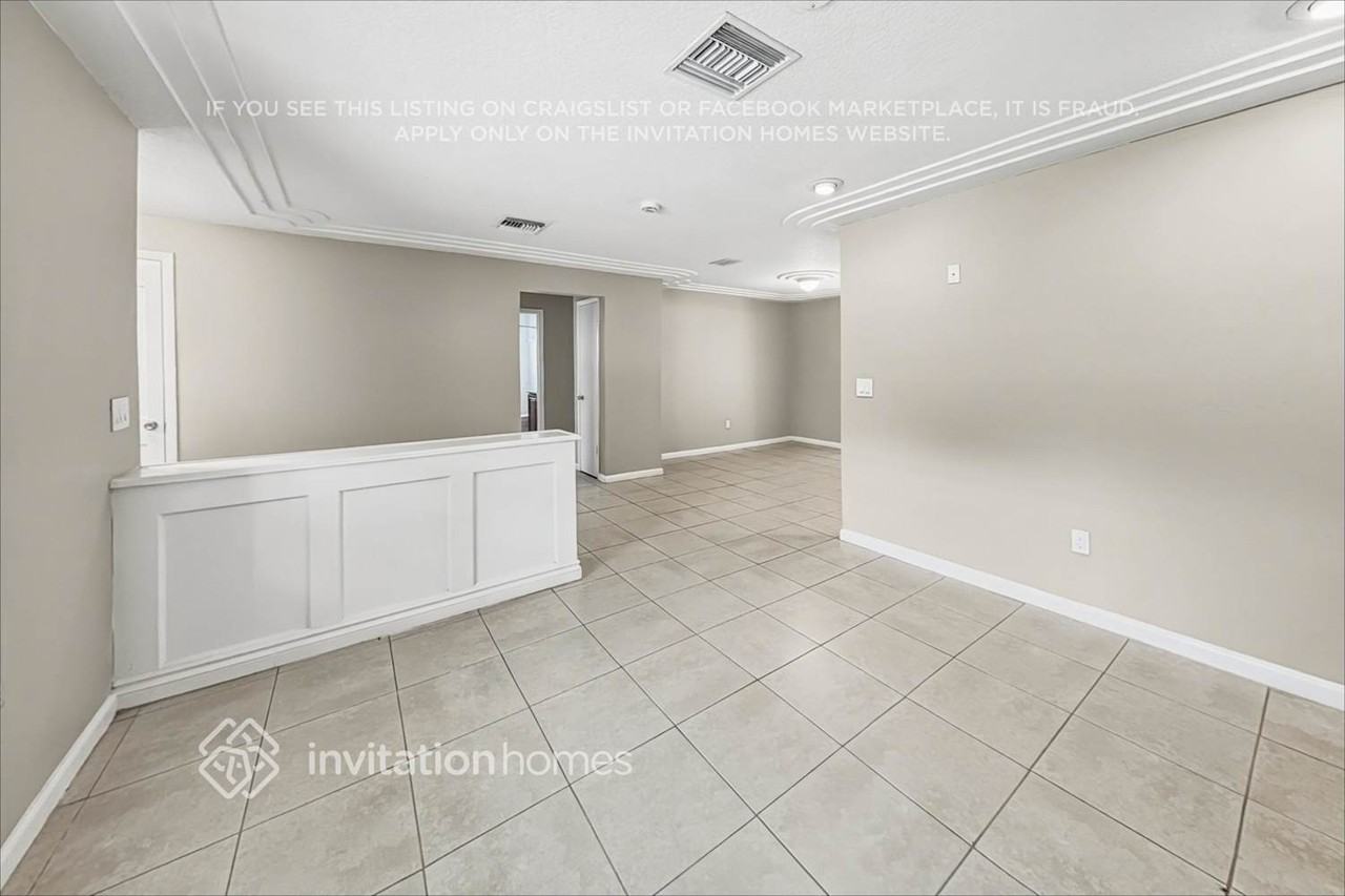 7406 Overlook Dr - Photo 3 of 19