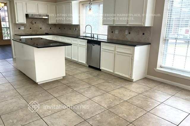 2113 Pleasant Valley Dr - Photo 5 of 15