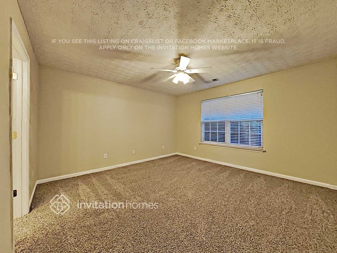 7355 Tatum Woods Dr - Photo 6 of 12