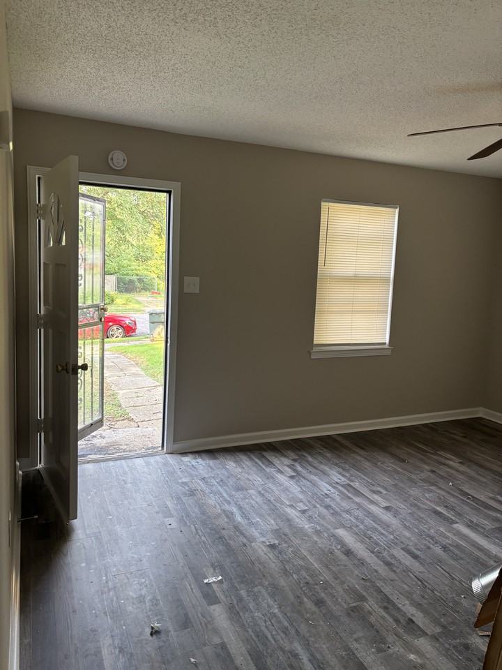 Suncrest Dr #1 - Photo 2 of 9