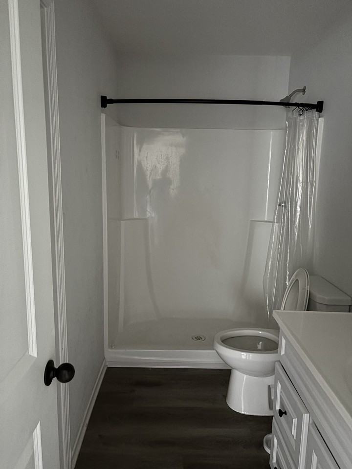 4534 Beacon Hill Dr #1 - Photo 7 of 12