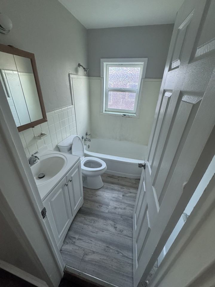 6625 Thurston Ave #1 - Photo 5 of 10