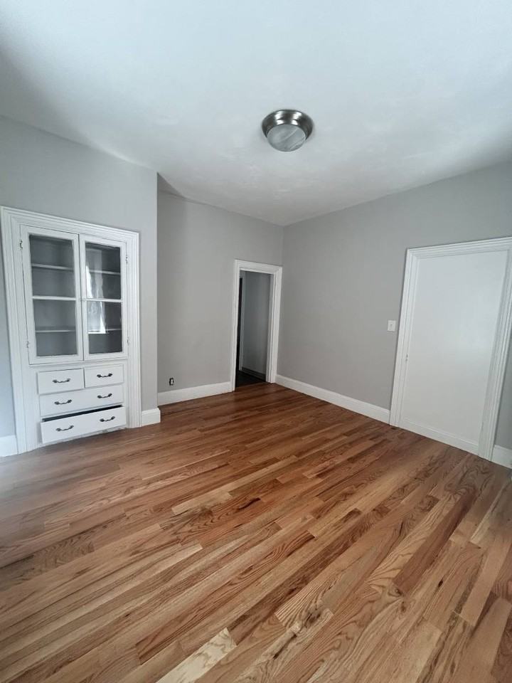 172 Bigelow St #2 - Photo 6 of 20