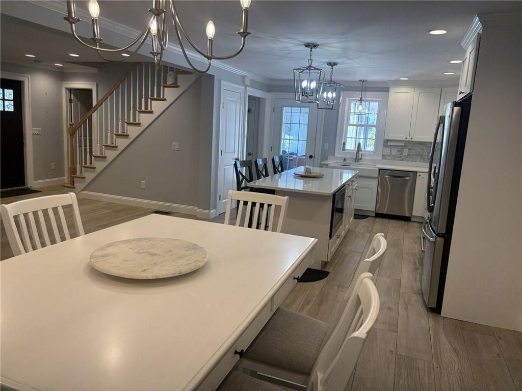 210 High St - Photo 3 of 18
