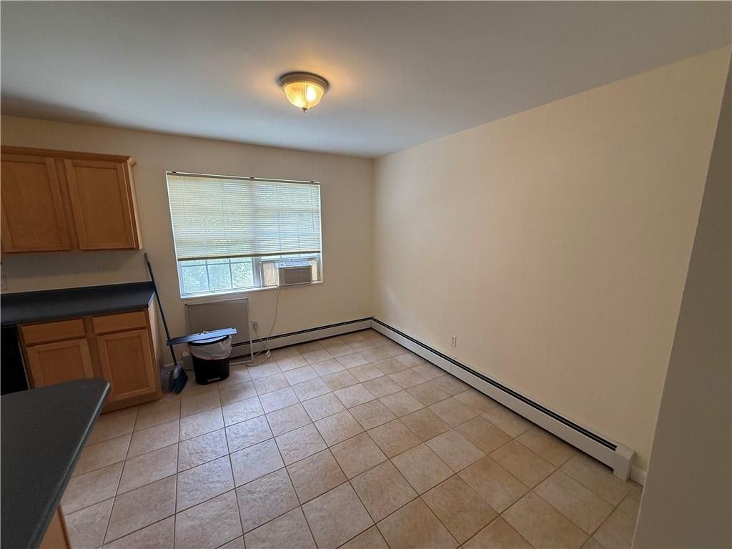 16 Brenden St - Photo 5 of 20