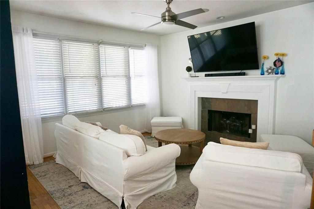 85 Hammock Pl Se - Photo 3 of 16