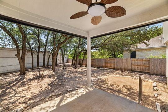813 Settlement St - Photo 7 of 17