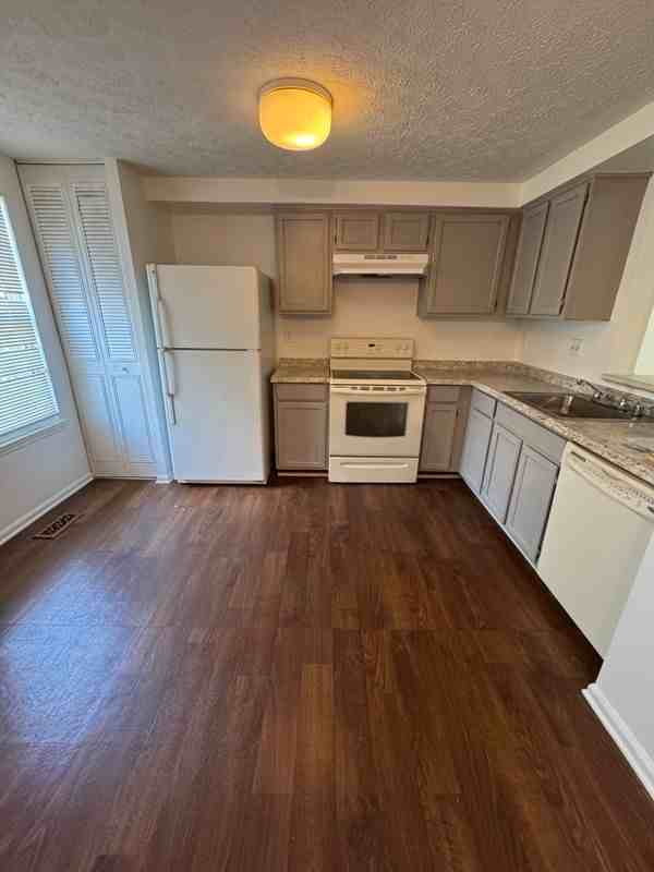 9730 Red Clover Ct - Photo 3 of 25