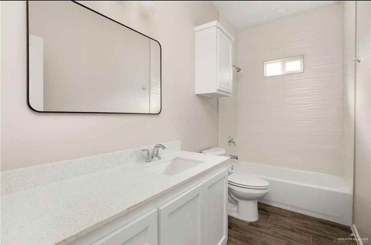 3404 Ventura Avenue, 3 ##3 - Photo 5 of 8