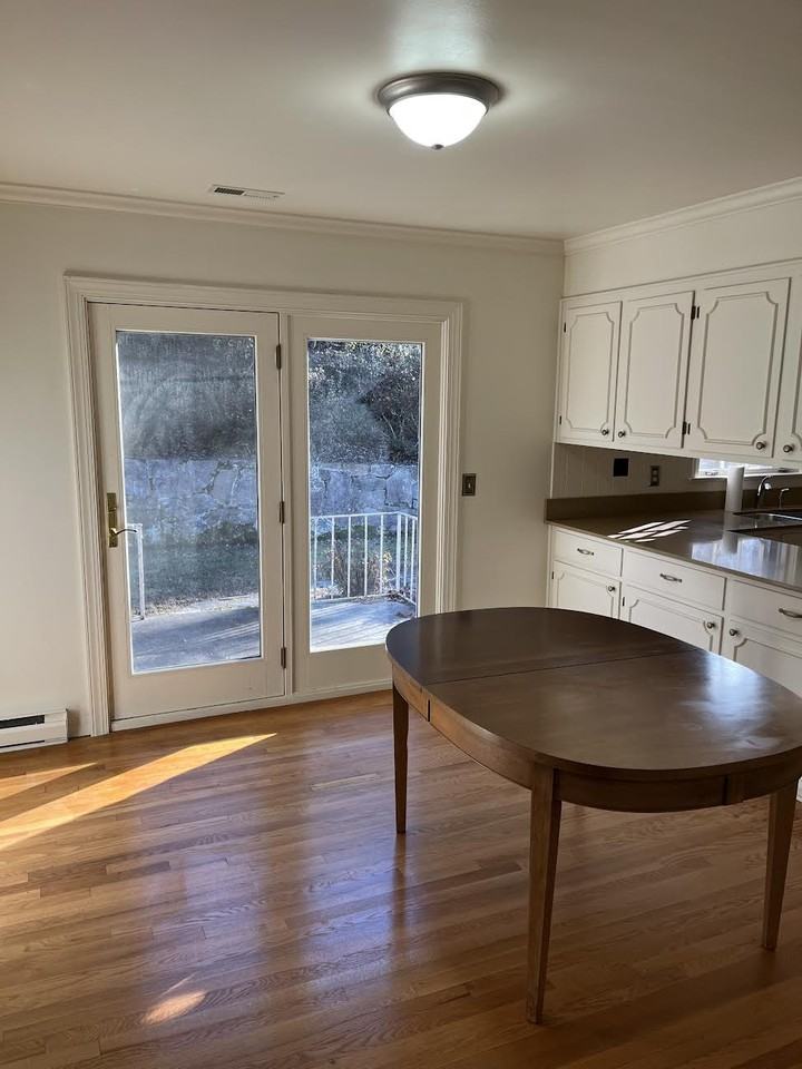 1908 Country Club Rd - Photo 5 of 13