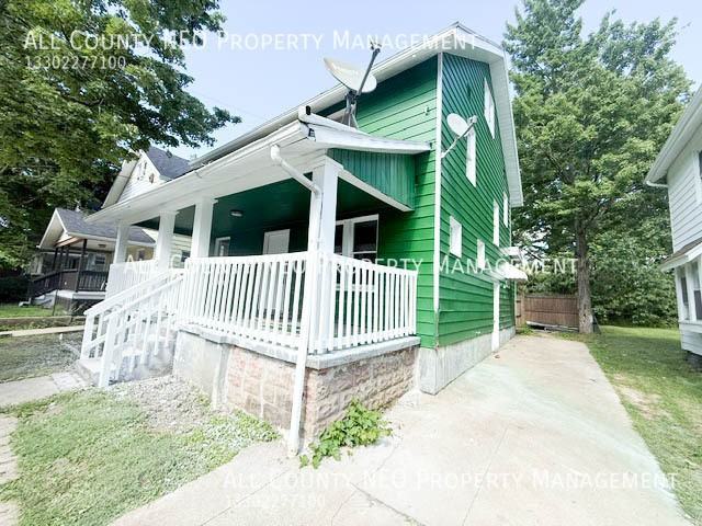 549 Wildwood Ave - Photo 2 of 29