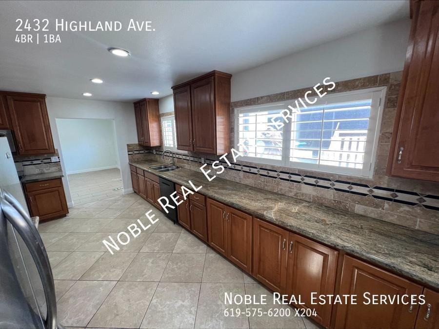 2432 Highland Ave - Photo 5 of 16