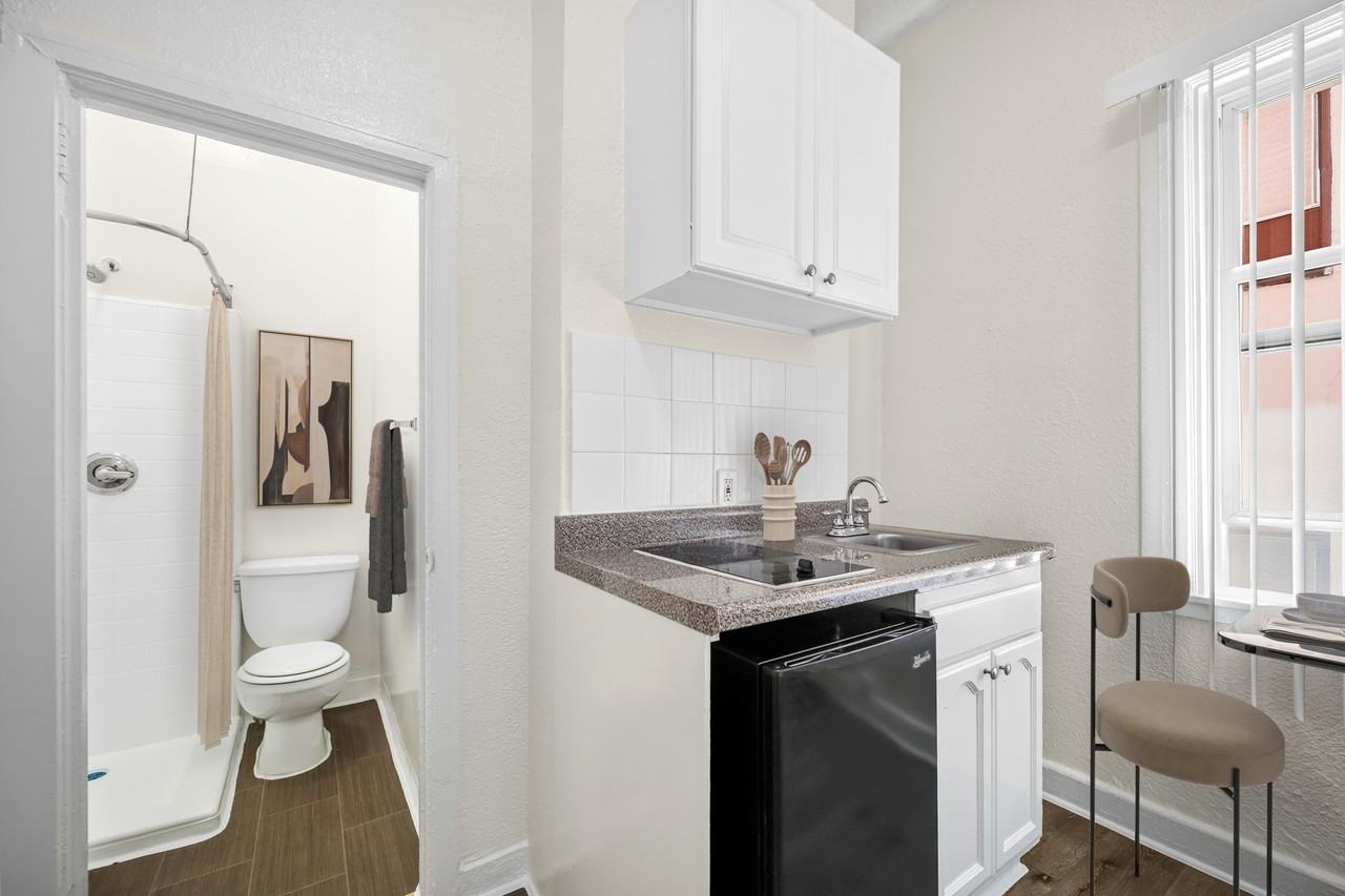 729 S Union Ave #331 - Photo 7 of 47