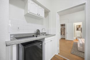 729 S Union Ave #241 - Photo 1 of 1
