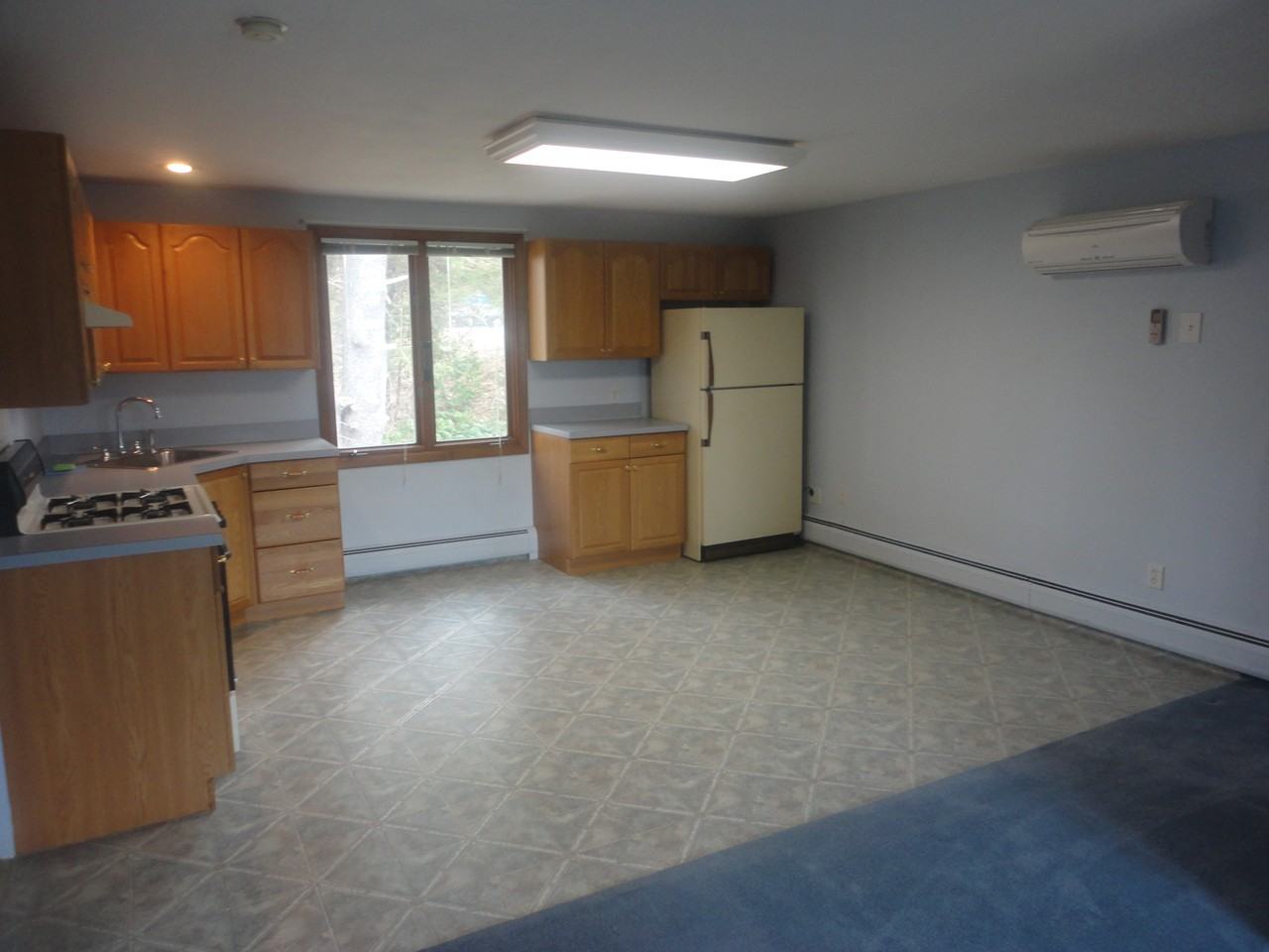 387 Main Street ##3 - Photo 3 of 16