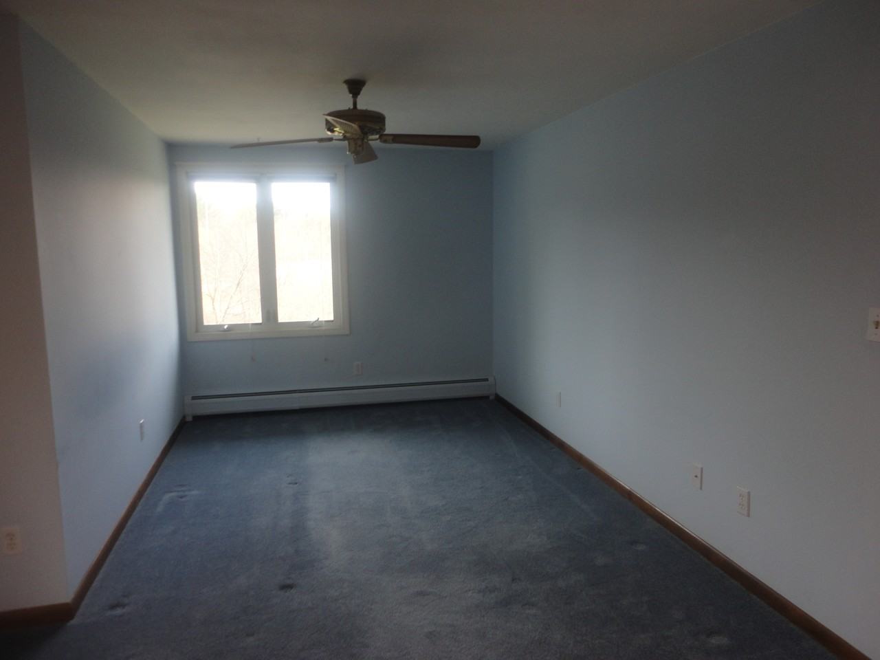 387 Main Street ##3 - Photo 5 of 16