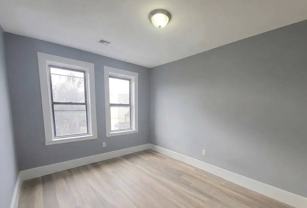125 Osborne Ter #14 - Photo 1 of 1