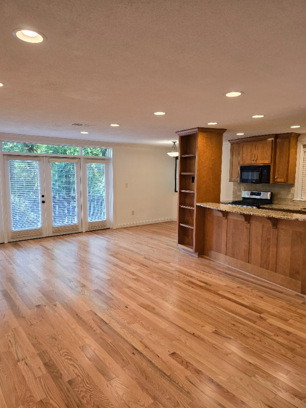 120 Alden Ave Nw #F2 - Photo 4 of 19