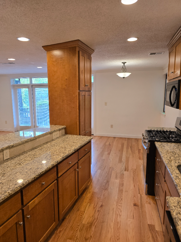 120 Alden Ave Nw #F2 - Photo 7 of 19