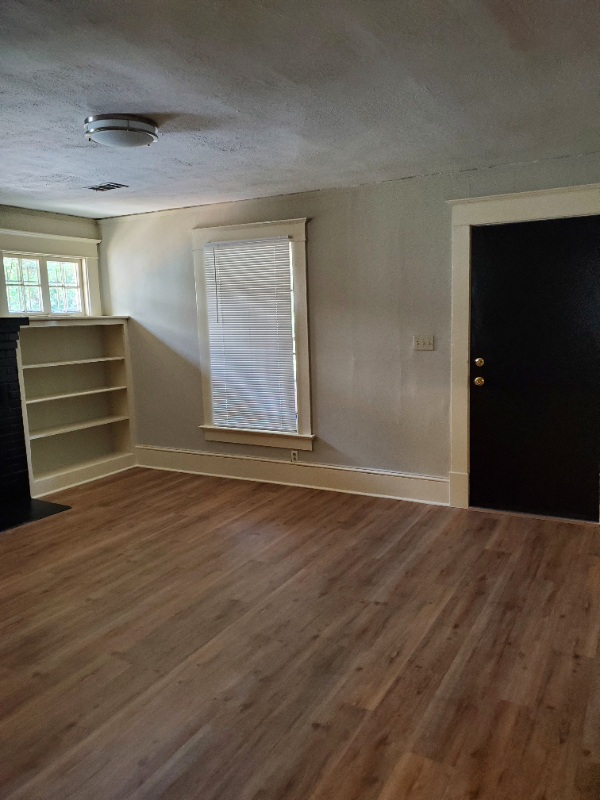 1018 Hemphill Ave Nw - Photo 5 of 22